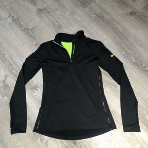 Black Nike long sleeve quarterzip